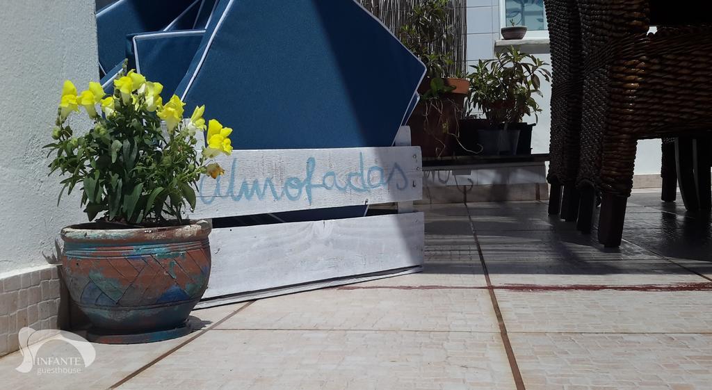 Infante Guesthouse Lagos Bagian luar foto